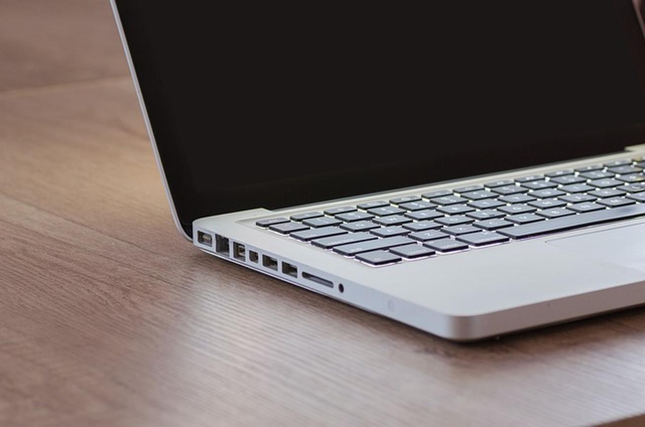 Come regolare le luci della tastiera su un laptop Lenovo Legion